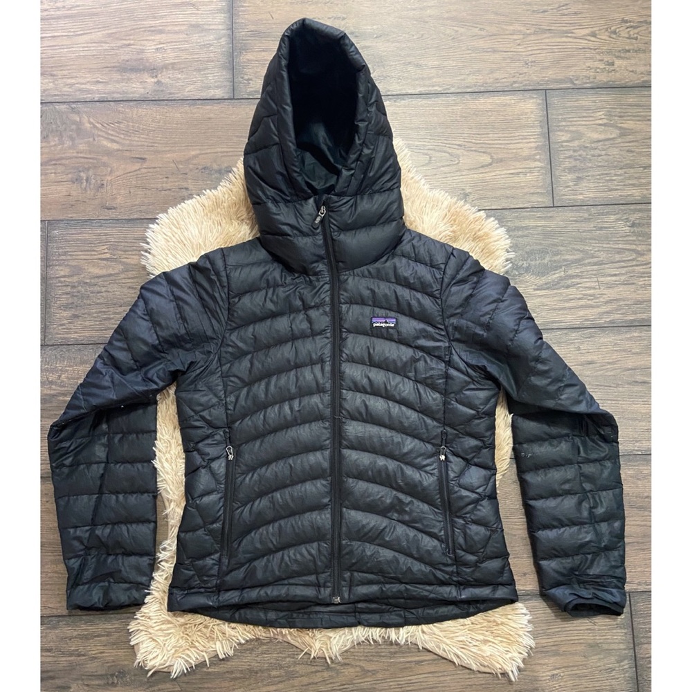 Patagonia Hooded Puffer Jacket
